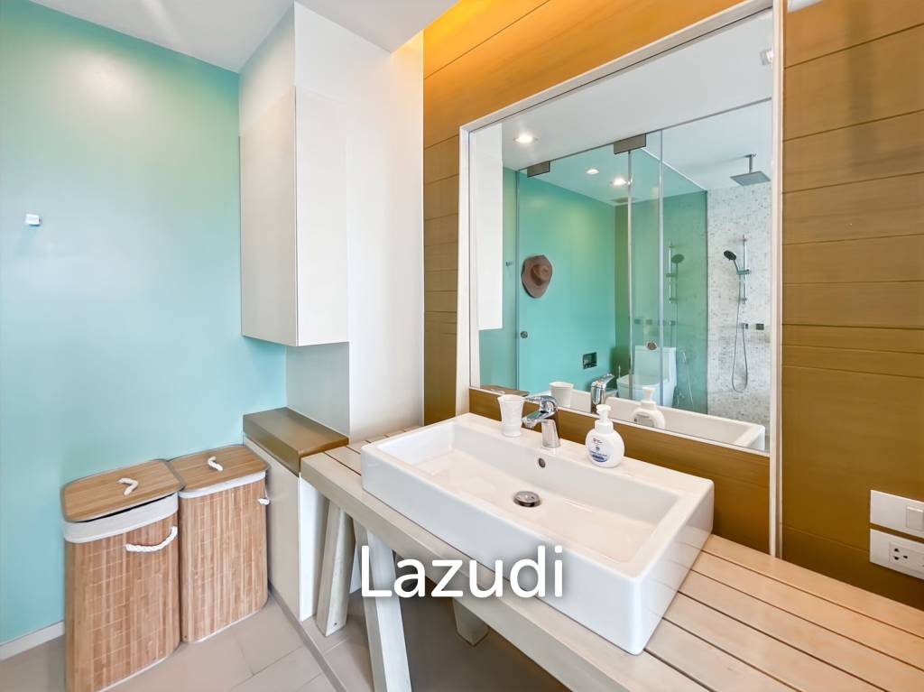 Ocas Condo: Luxury 2 Bedroom Beachfront Condo