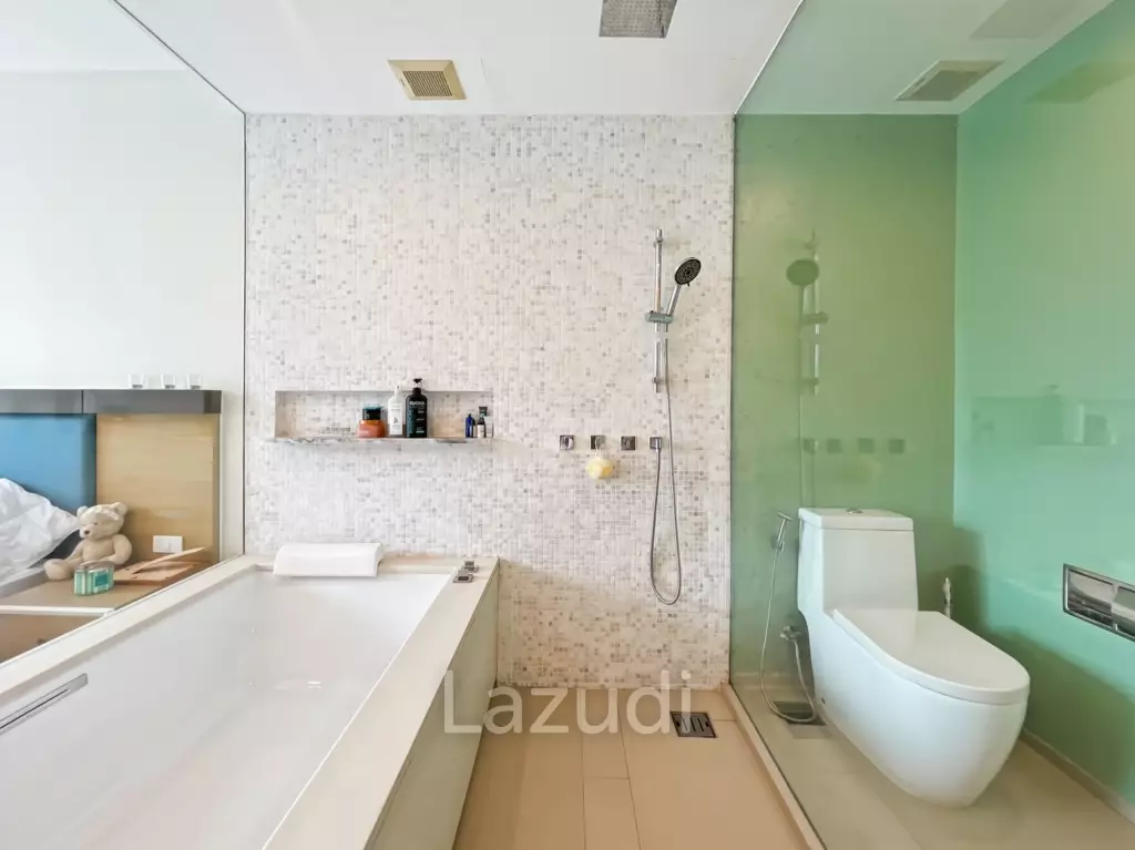 Ocas Condo: Luxury 2 Bedroom Beachfront Condo