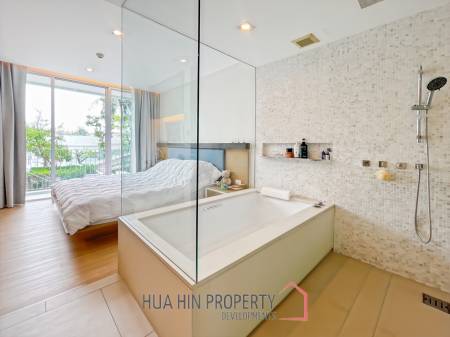 Ocas Condo: Luxury 2 Bedroom Beachfront Condo