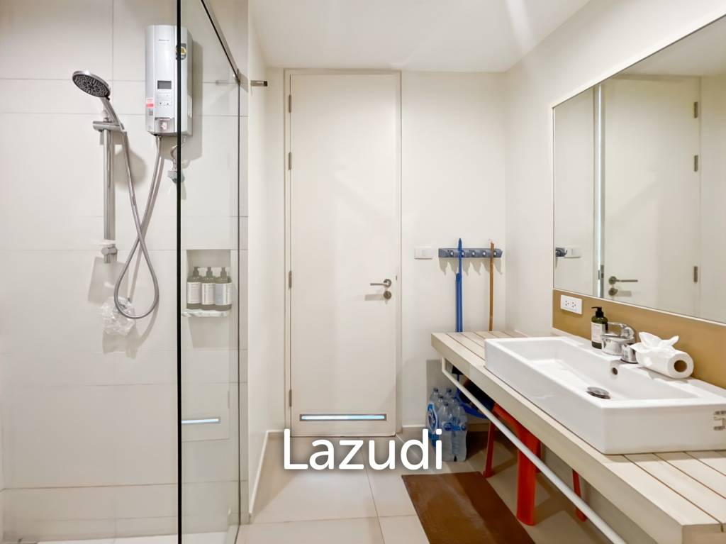 Ocas Condo: Luxury 2 Bedroom Beachfront Condo