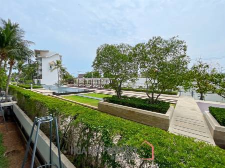 Ocas Condo: Luxury 2 Bedroom Beachfront Condo