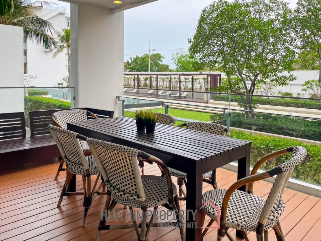 Ocas Condo: Luxury 2 Bedroom Beachfront Condo