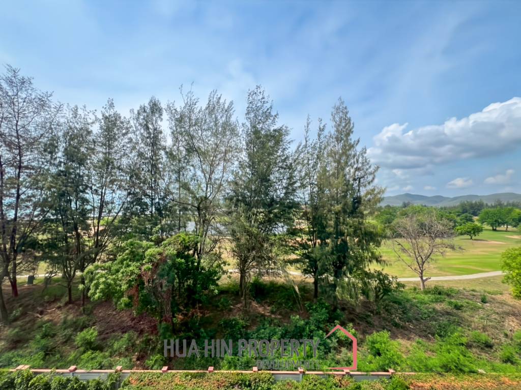 Luxurious 3-Bed Condo in The Sanctuary Hua Hin - For Sale