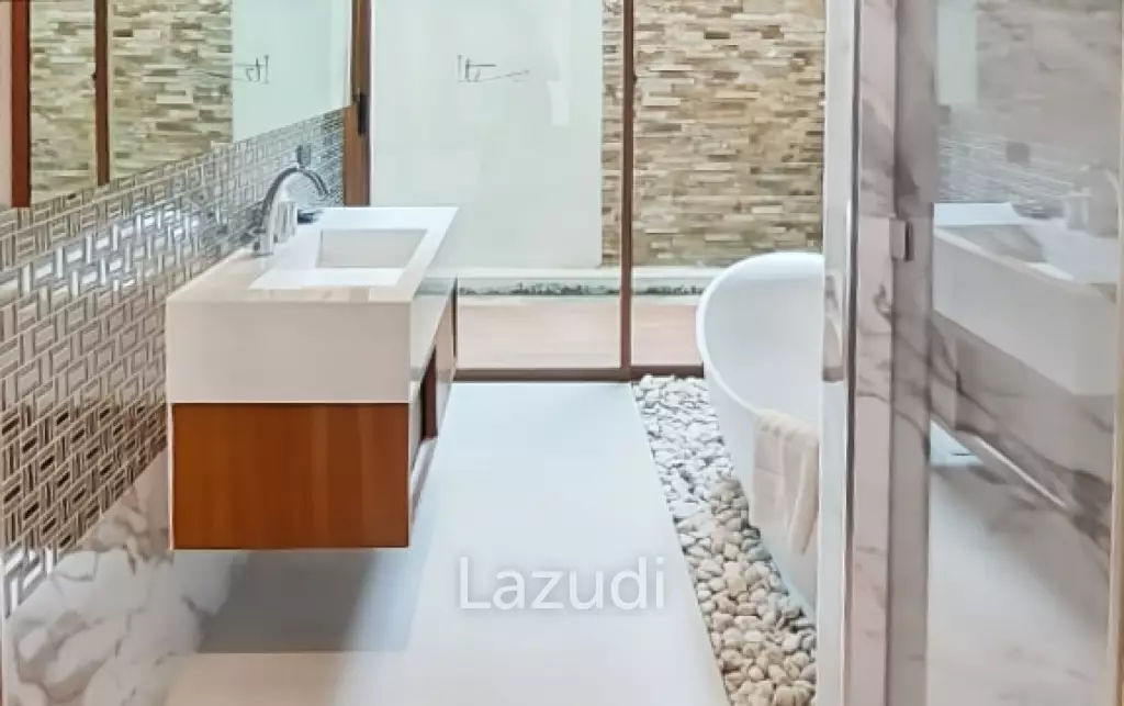 Modern 3-Bedroom Villa with Pool in Itz Time Hua Hin