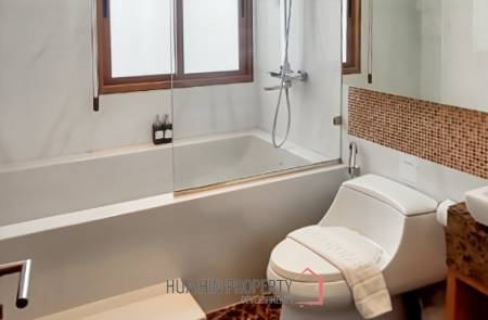 Modern 3-Bedroom Villa with Pool in Itz Time Hua Hin