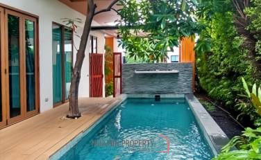 Modern 3-Bedroom Villa with Pool in Itz Time Hua Hin