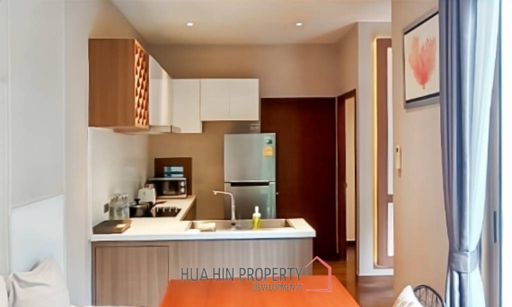 Modern 3-Bedroom Villa with Pool in Itz Time Hua Hin
