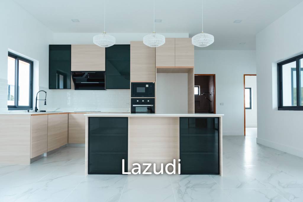 800 Sqm 4 Bed 3 Bath Villa For Sale & Rent