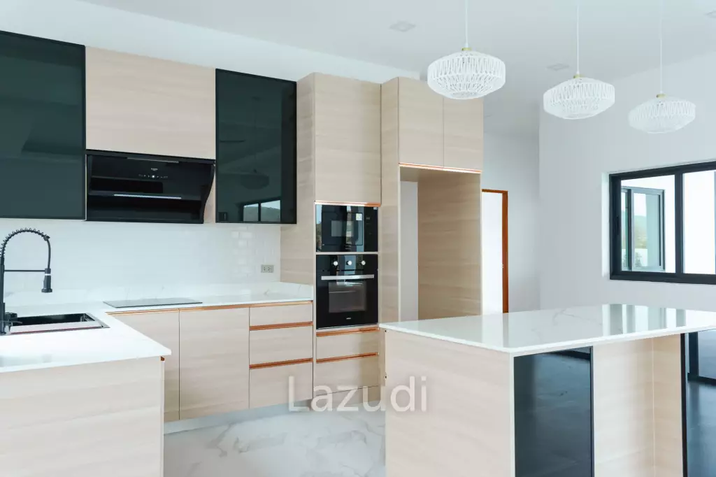 Modern Brand New 4 Bed Pool Villa