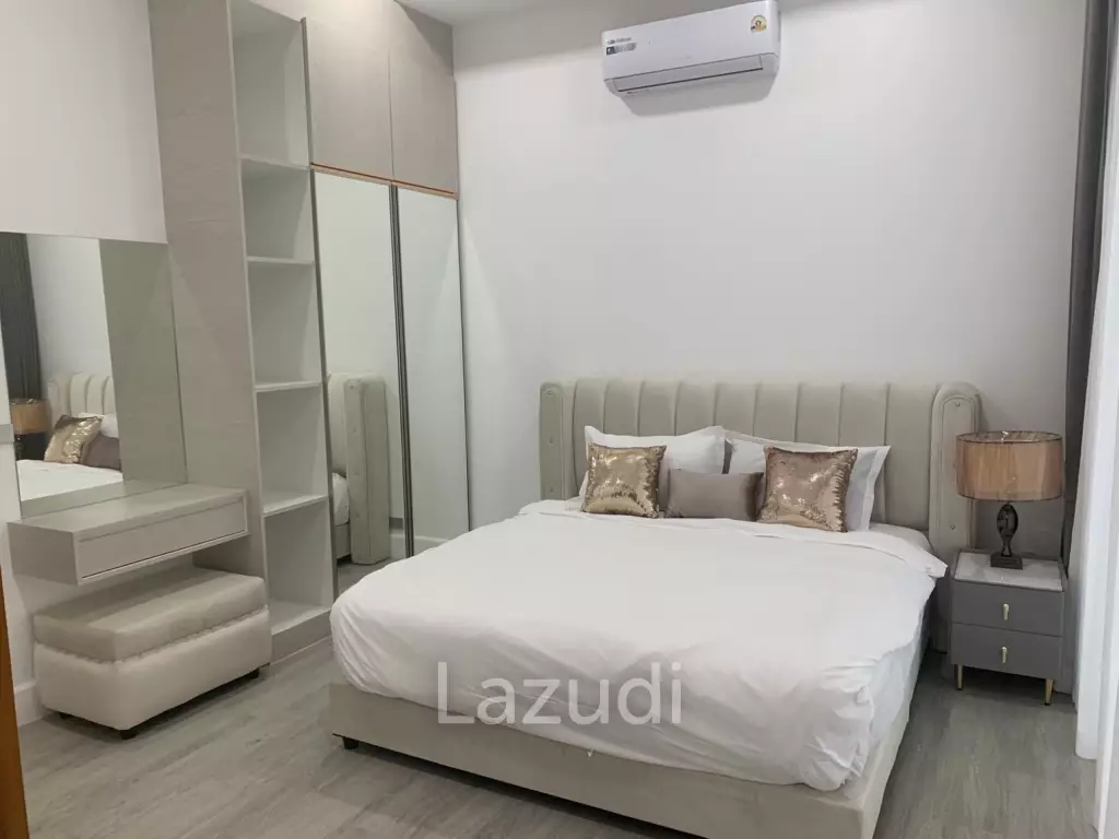 Modern Brand New 4 Bed Pool Villa
