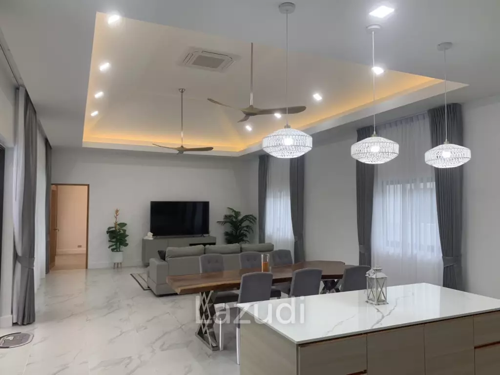 Modern Brand New 4 Bed Pool Villa