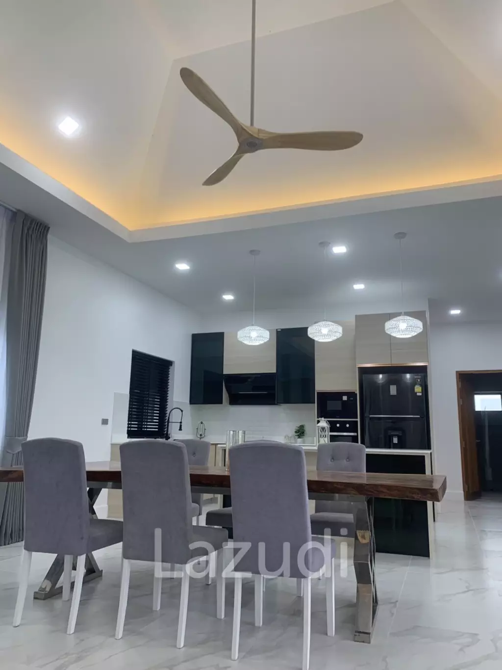 Modern Brand New 4 Bed Pool Villa