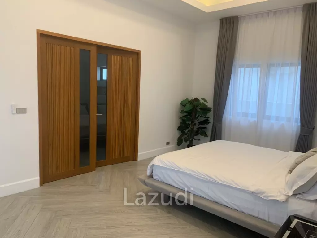 Modern Brand New 4 Bed Pool Villa
