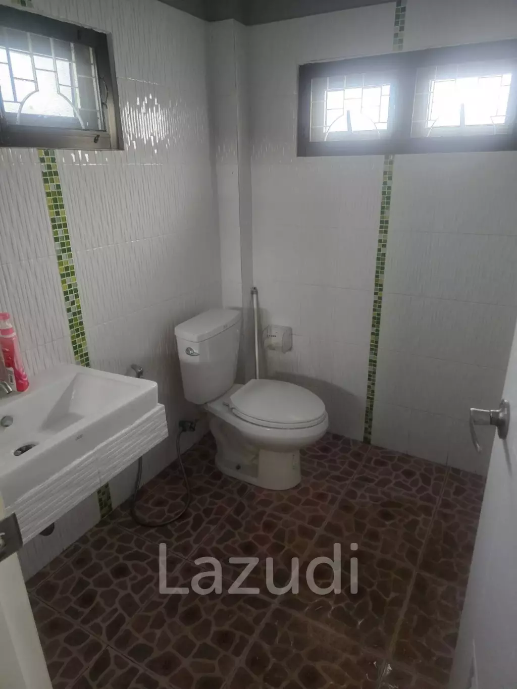 2 bed 2 bath house with fruit garden for sale