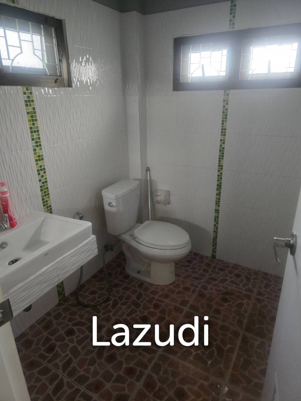 2 bed 2 bath house with fruit garden for sale