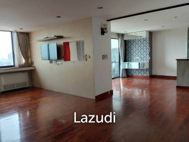 spacieous 1 bed 2 bath condo on 9th floor for sale
