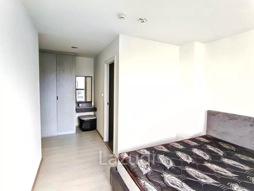 2 Bedrooms 3 Bathrooms 63 SQ.M Rise Rama 9