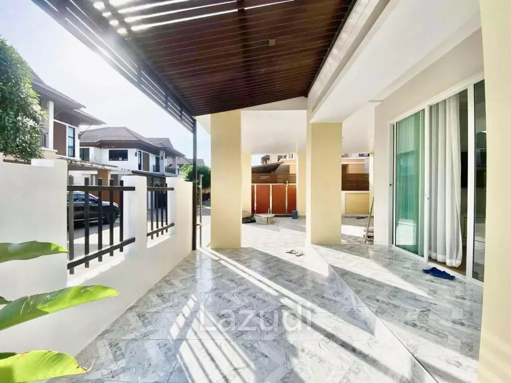 4 Beds 3 Baths 165 SQ.M. Baan Sirin Pattaya