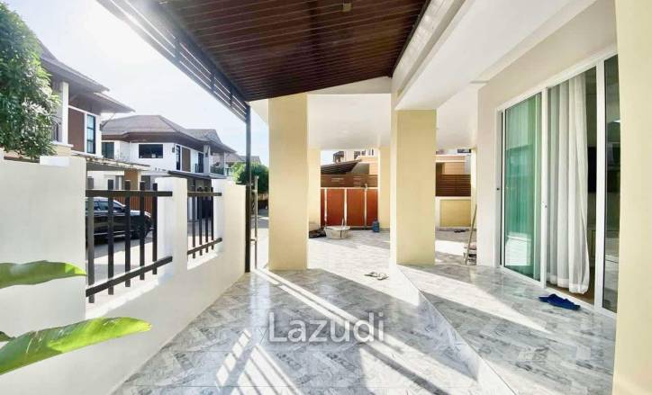 4 Beds 3 Baths 165 SQ.M. Baan Sirin Pattaya