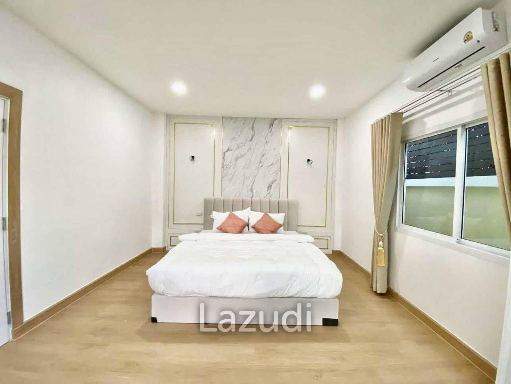 4 Beds 3 Baths 165 SQ.M. Baan Sirin Pattaya
