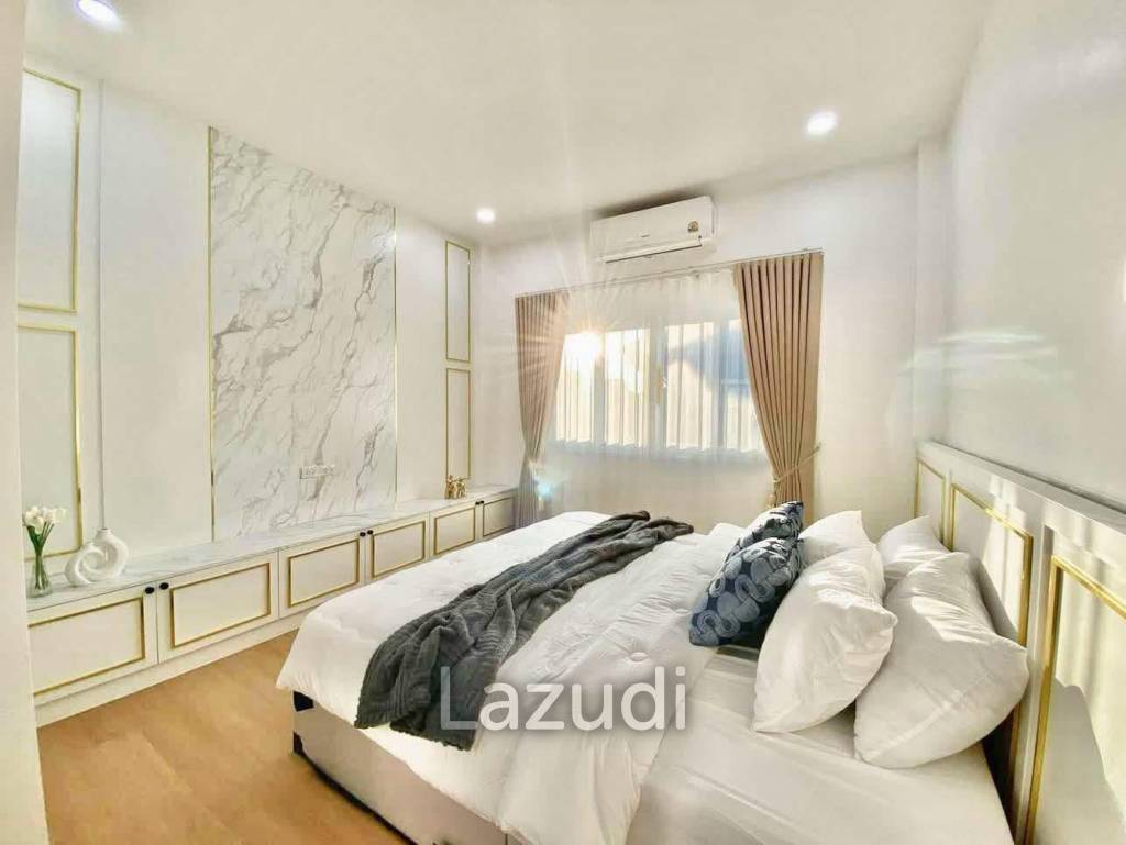 4 Beds 3 Baths 165 SQ.M. Baan Sirin Pattaya