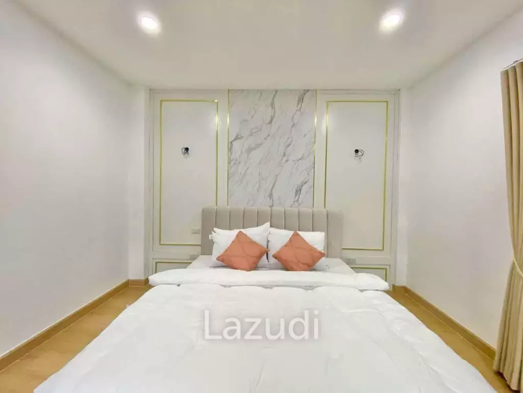 4 Beds 3 Baths 165 SQ.M. Baan Sirin Pattaya