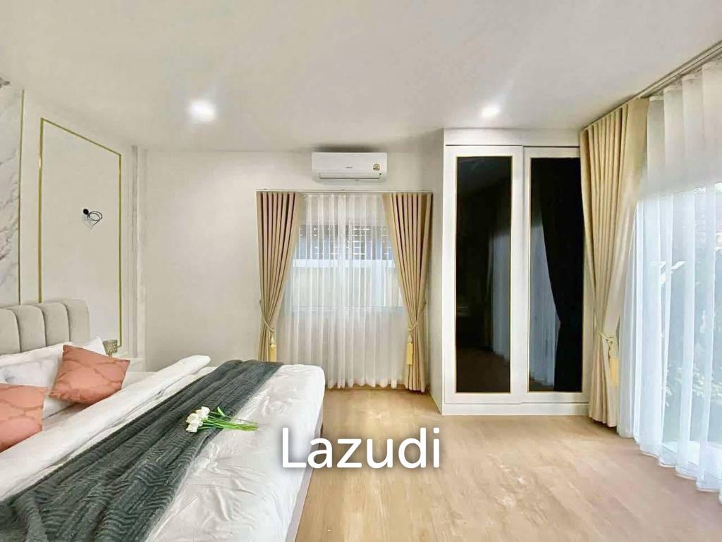 4 Beds 3 Baths 165 SQ.M. Baan Sirin Pattaya