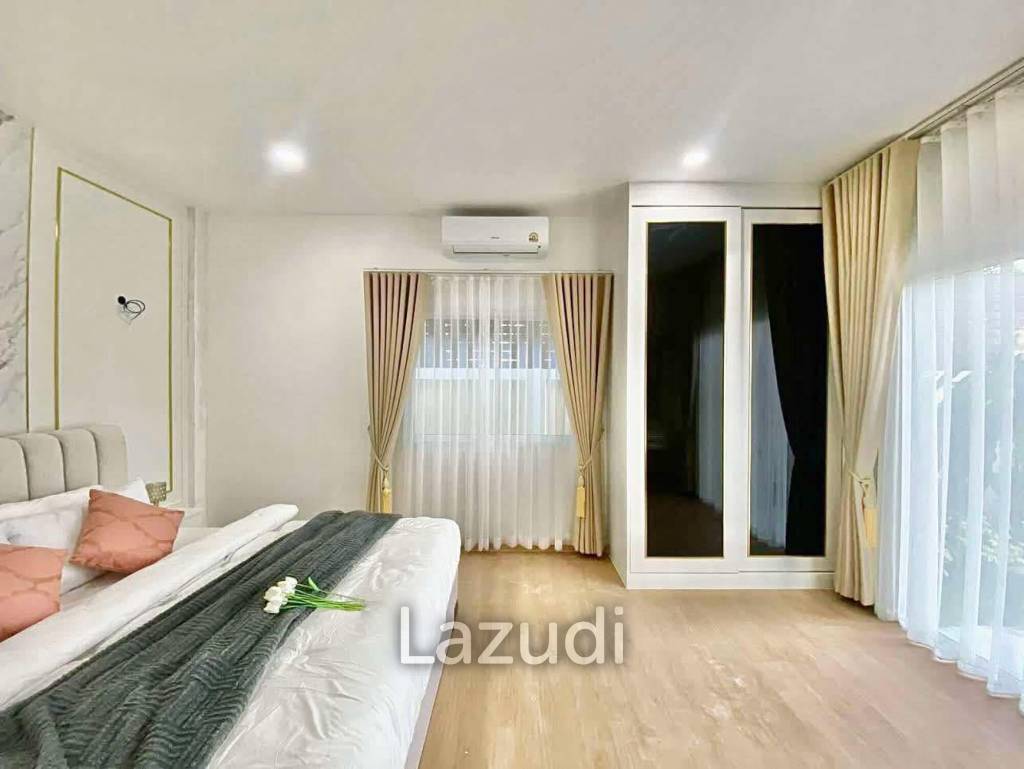 4 Beds 3 Baths 165 SQ.M. Baan Sirin Pattaya