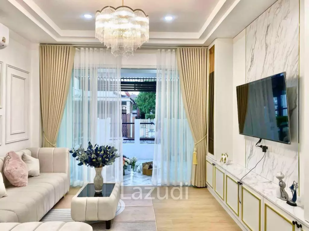4 Beds 3 Baths 165 SQ.M. Baan Sirin Pattaya