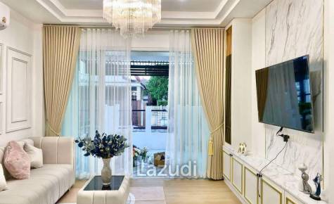 4 Beds 3 Baths 165 SQ.M. Baan Sirin Pattaya