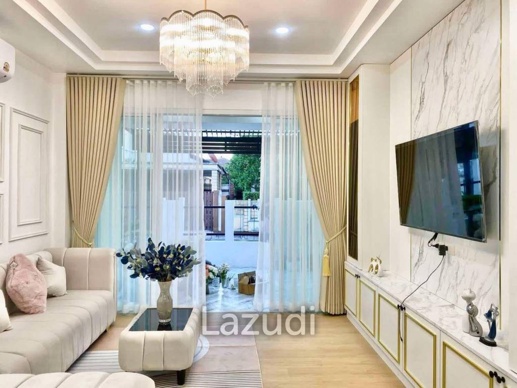 4 Beds 3 Baths 165 SQ.M. Baan Sirin Pattaya
