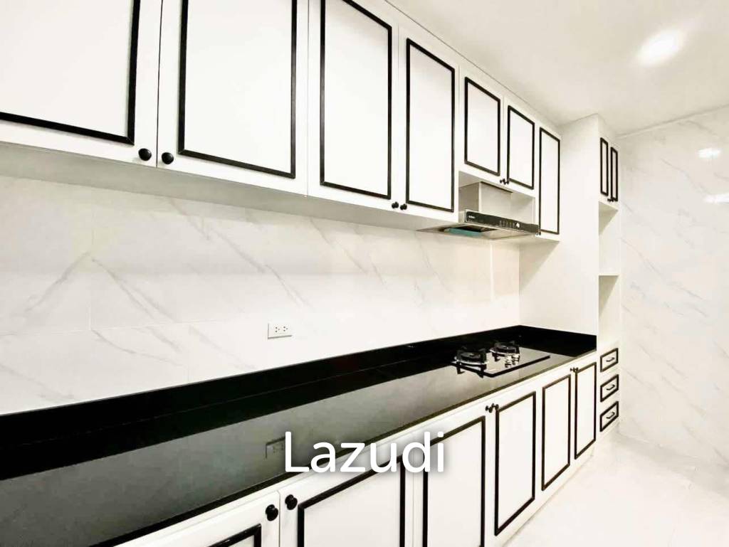 4 Beds 3 Baths 165 SQ.M. Baan Sirin Pattaya