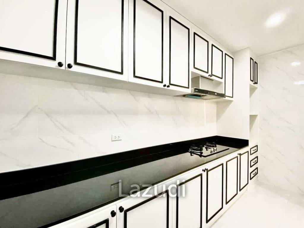 4 Beds 3 Baths 165 SQ.M. Baan Sirin Pattaya
