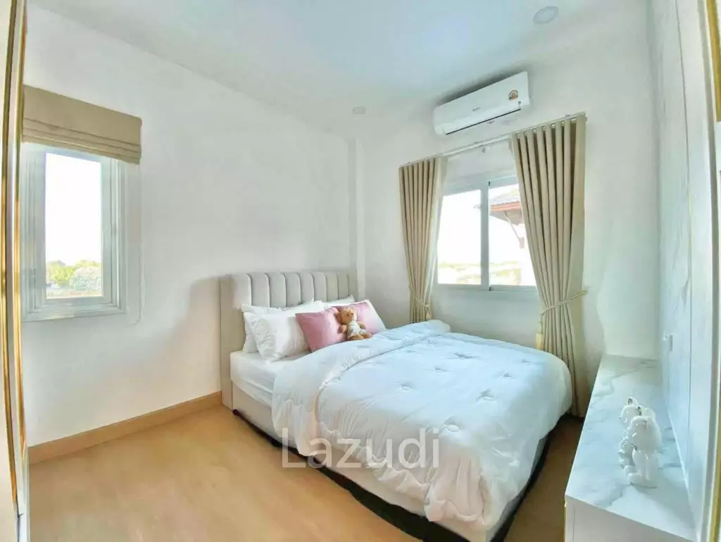 4 Beds 3 Baths 165 SQ.M. Baan Sirin Pattaya