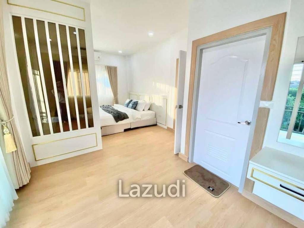 4 Beds 3 Baths 165 SQ.M. Baan Sirin Pattaya