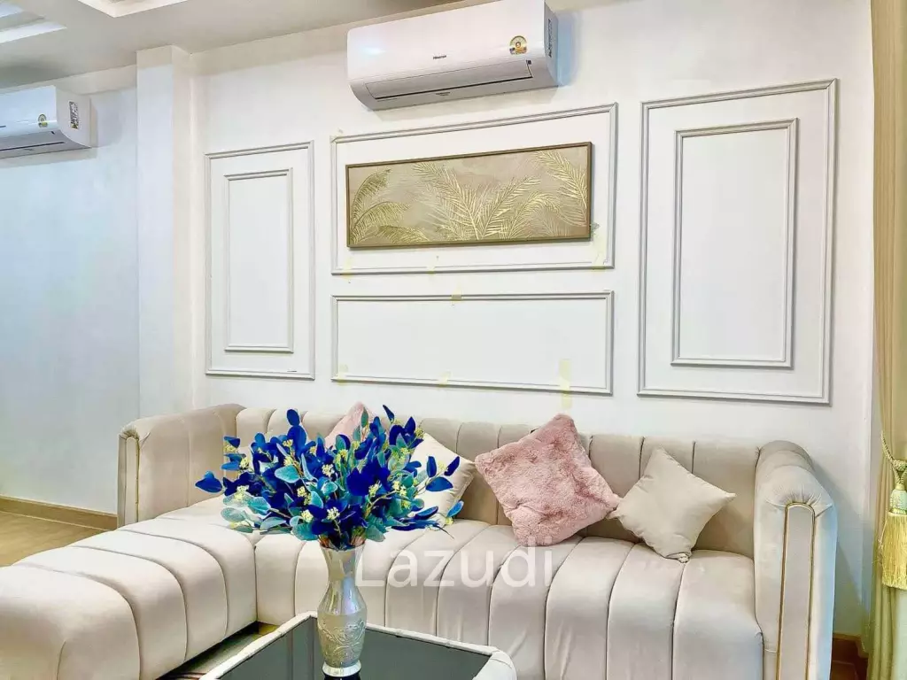 4 Beds 3 Baths 165 SQ.M. Baan Sirin Pattaya