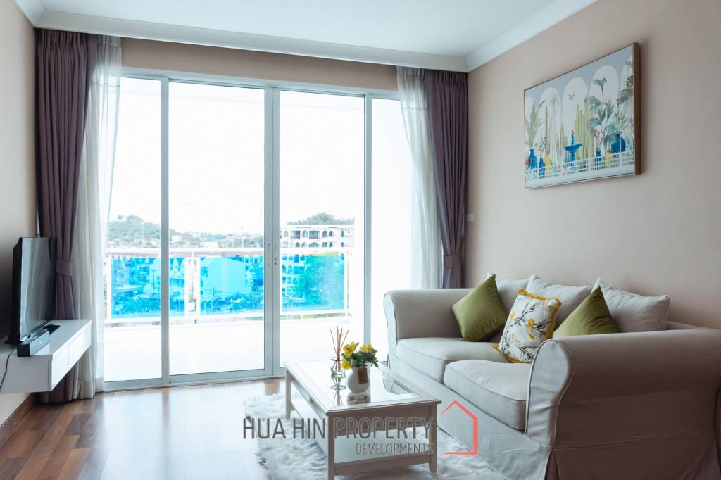 MY RESORT CONDO : 2 bed mountain and city view