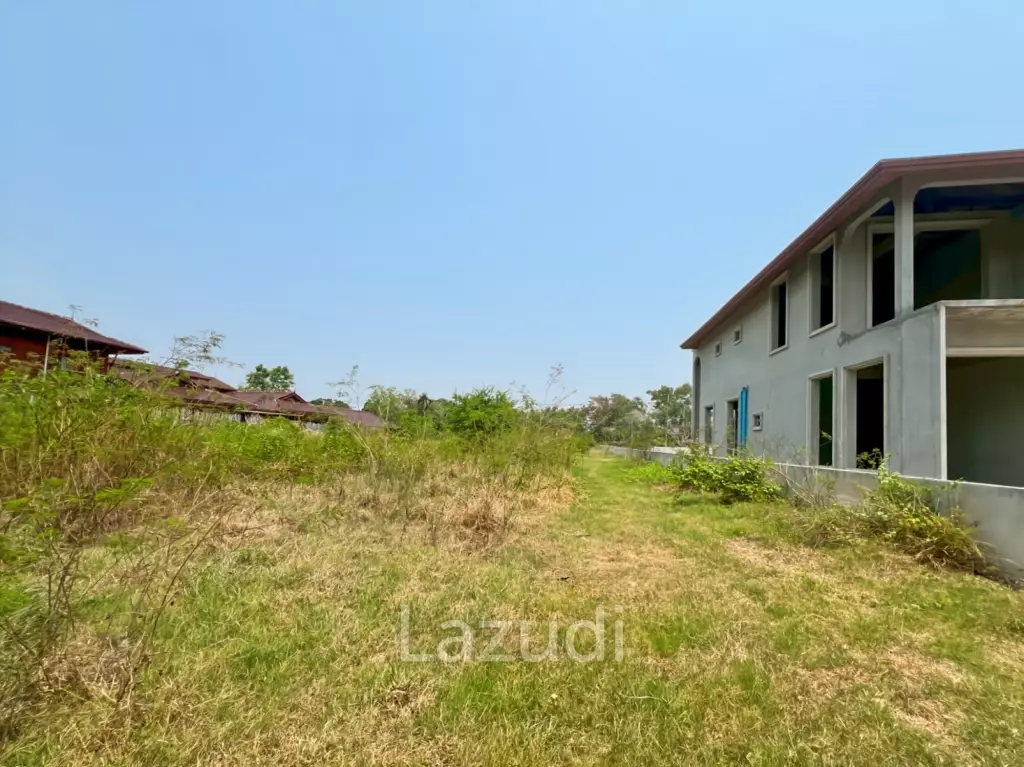 Lakefront Land For Sale: 1-2-0 Rai in Palm Hills Golf Club and Residence