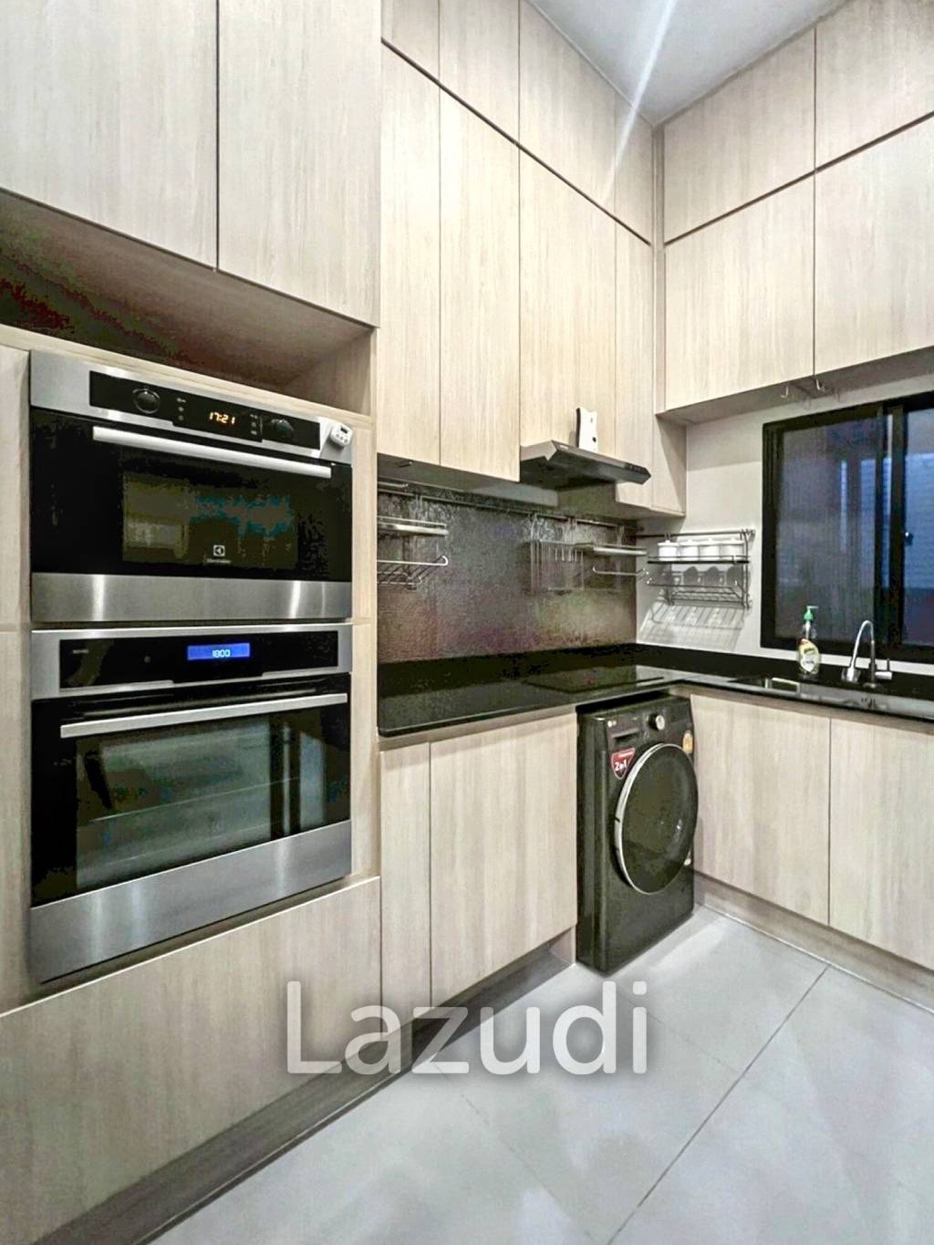 3 bed 3 bath 185 SQ.M Arden Rama3