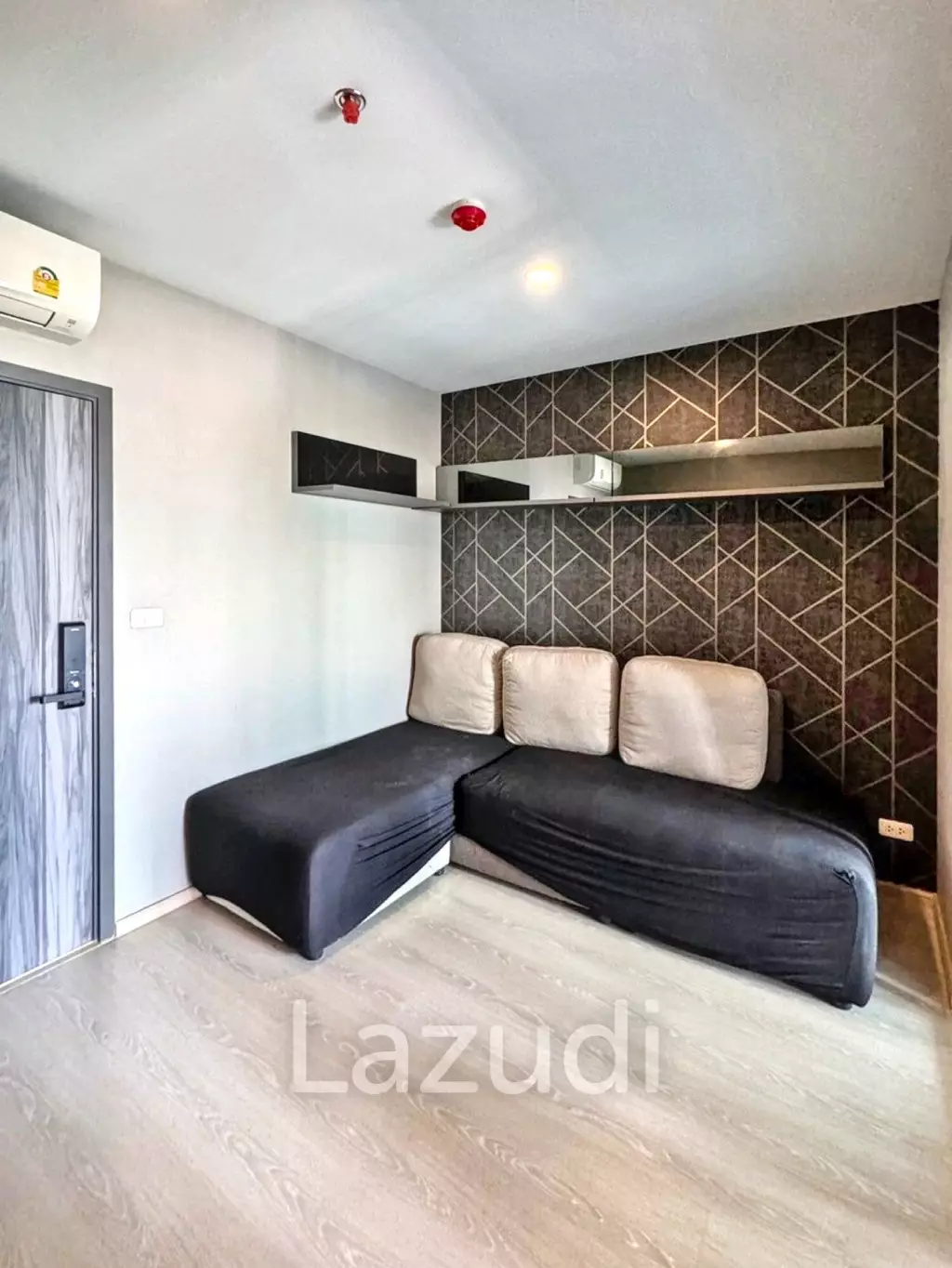 1 Bedroom 1 Bathroom 32 SQ.M Elio Del Nest