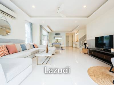 5 Bedroom Villa In Laguna Park For Rent