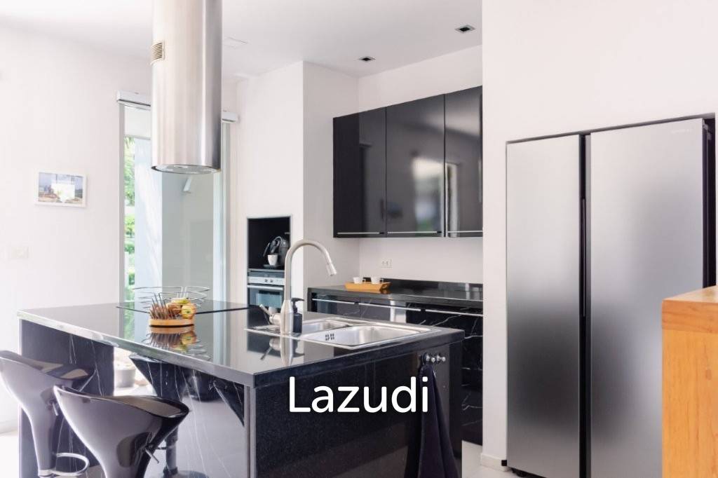 1,600 ตร.ม 6 เตียง 6 อาบน้ำ วิลล่า For ขาย