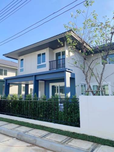 3 Bedroom House For Rent Within Walking Distant Of BISP