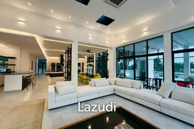 4 Beds 5 Baths 370 SQ.M. Phoenix Golf Club