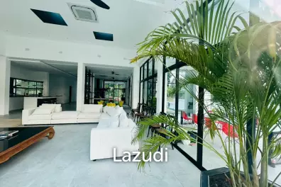4 Beds 5 Baths 370 SQ.M. Phoenix Golf Club