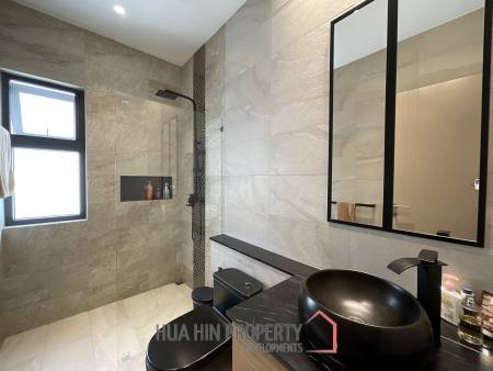 Stylish 3-Bedroom Villa in Aria 3 Hua Hin