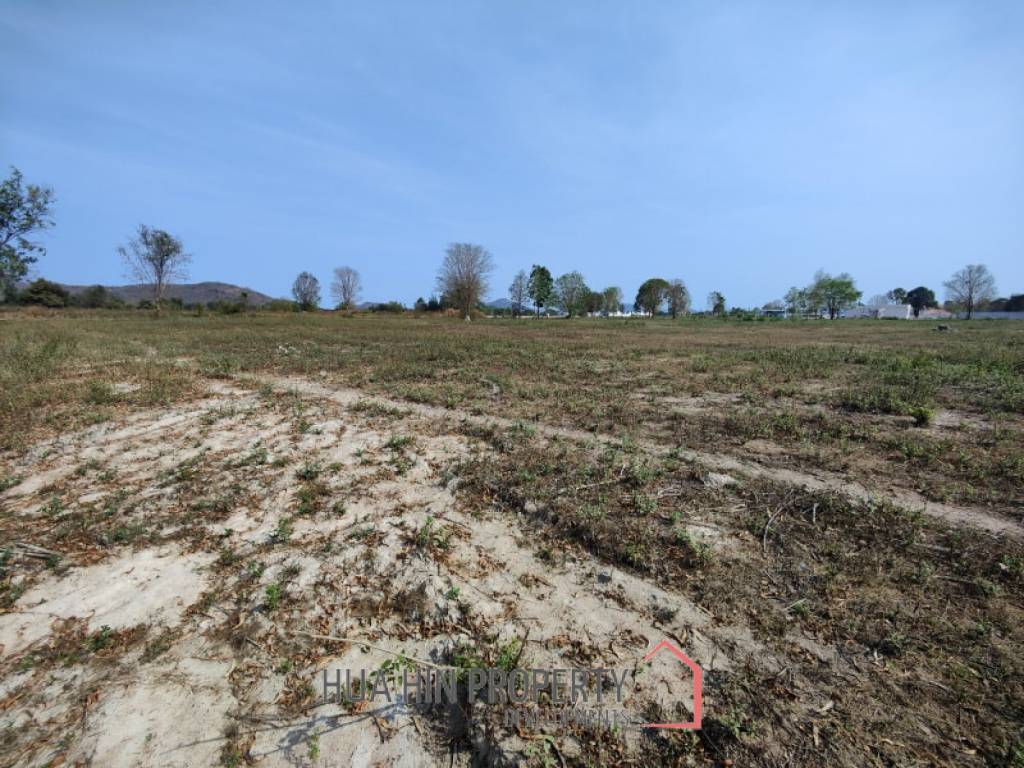 Luxury Freehold 9-1-30 Rai Land for Development Close to Black Mountain Golf in Hua Hin