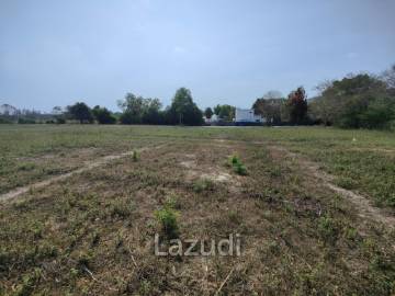 Luxury Freehold 9-1-30 Rai Land for Development Close to Black Mountain Golf in Hua Hin