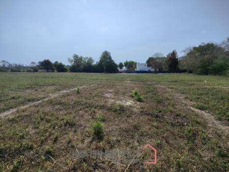 Luxury Freehold 9-1-30 Rai Land for Development Close to Black Mountain Golf in Hua Hin
