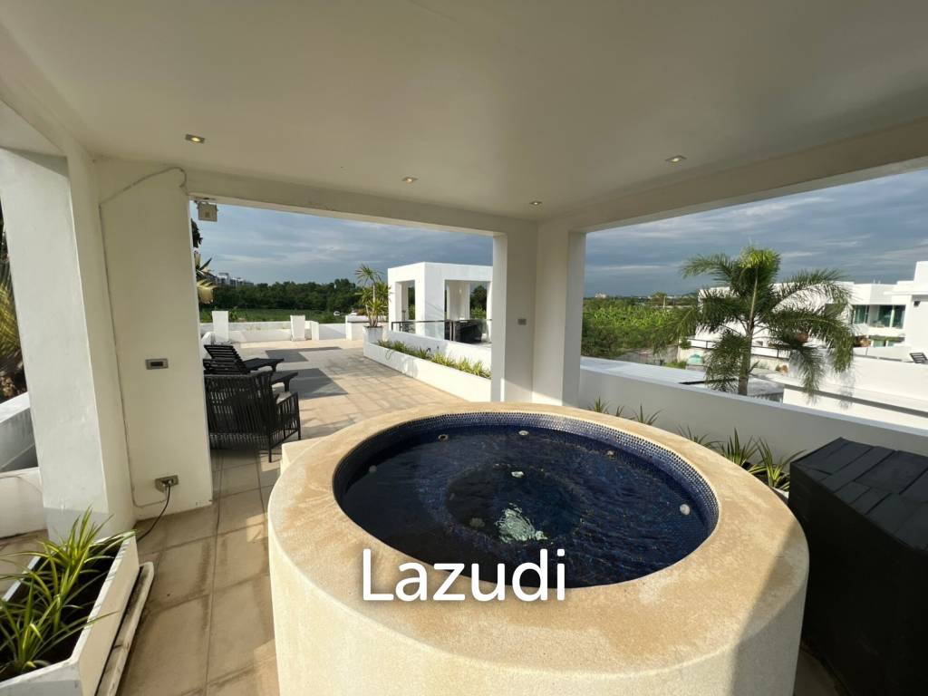 3 Beds 3 Baths 410 SQ.M. Palm Oasis Villa Pattaya
